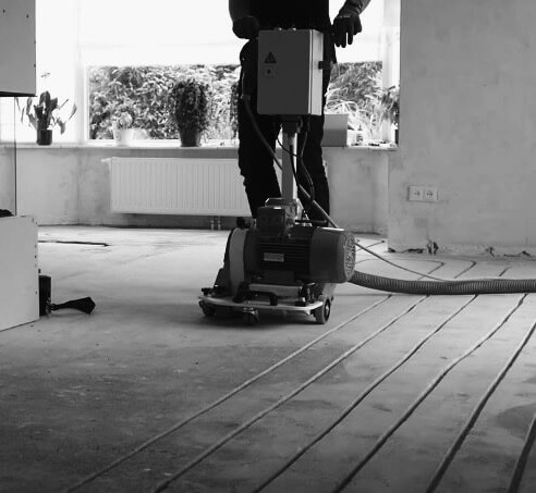 Frézování drážek pro podlahové topení